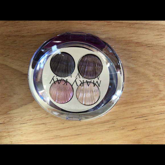 Mary Kay Pure Dimensions Eye Palette - Picture 5 of 8